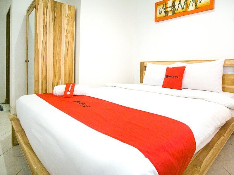Reddoorz @ Jalan Gatot Subroto Denpasar Hotel Exterior foto