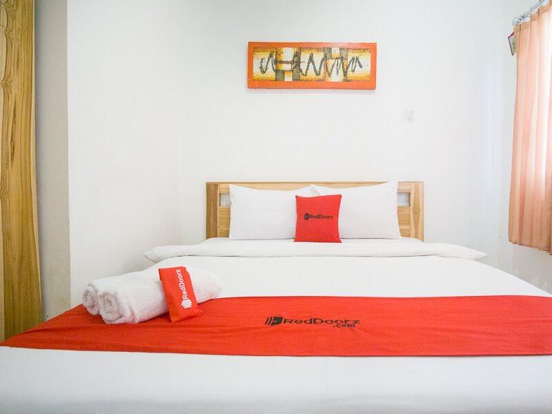 Reddoorz @ Jalan Gatot Subroto Denpasar Hotel Exterior foto