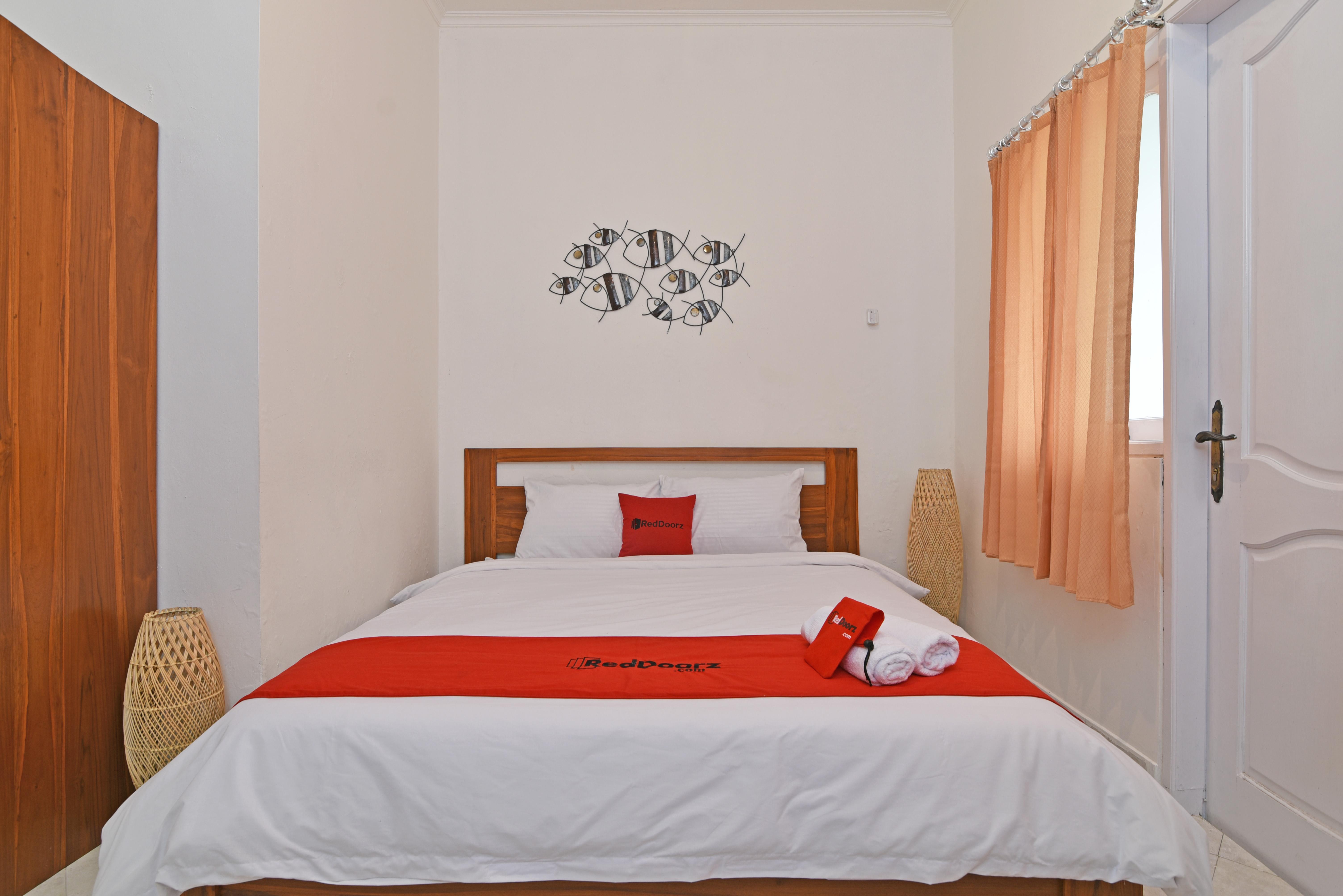 Reddoorz @ Jalan Gatot Subroto Denpasar Hotel Exterior foto
