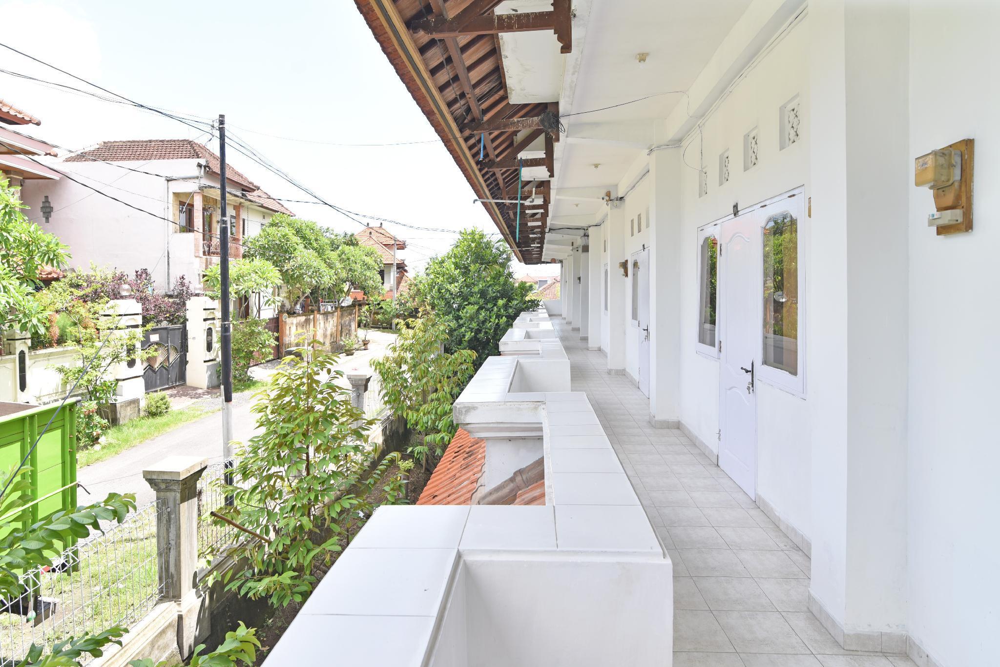 Reddoorz @ Jalan Gatot Subroto Denpasar Hotel Exterior foto
