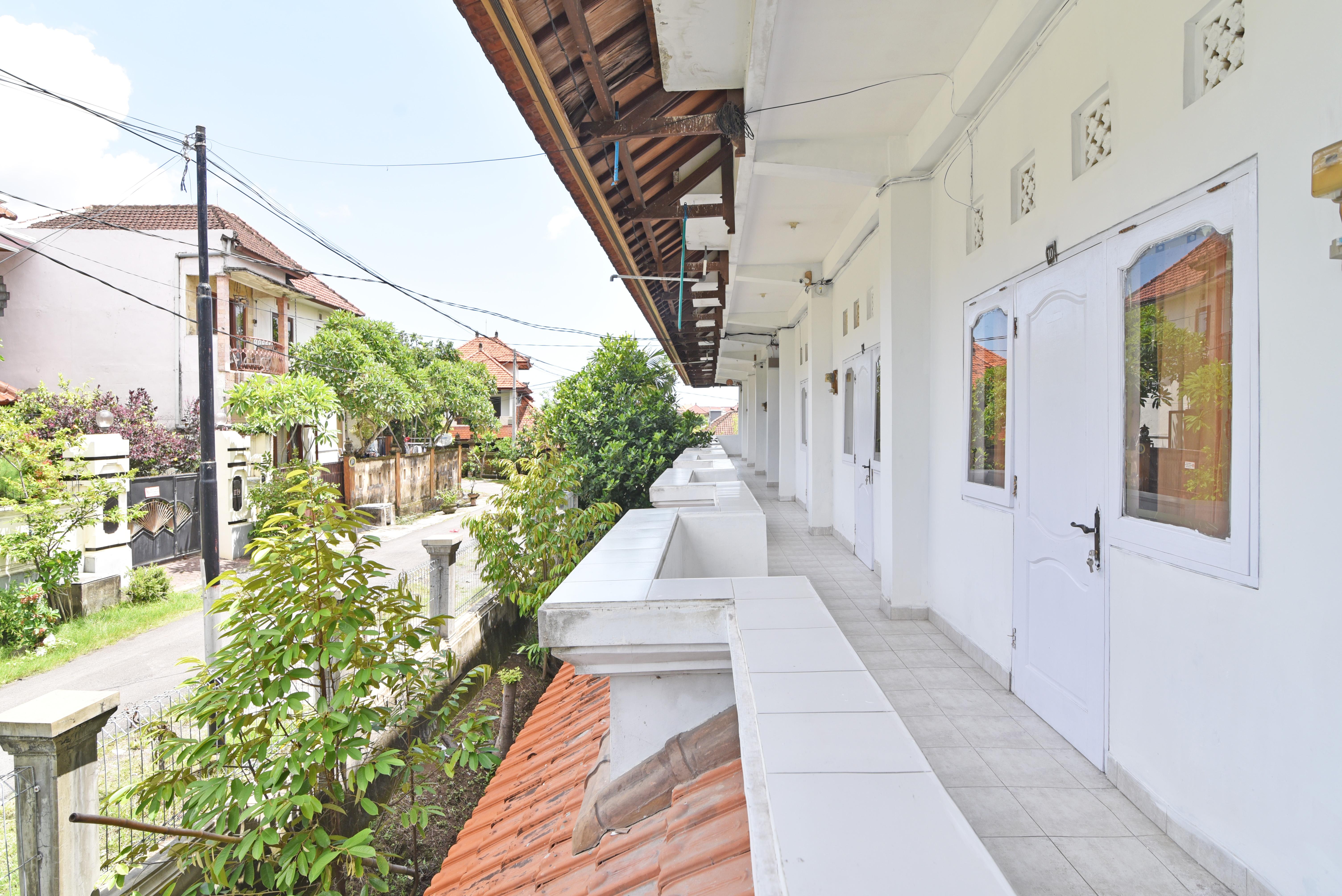 Reddoorz @ Jalan Gatot Subroto Denpasar Hotel Exterior foto