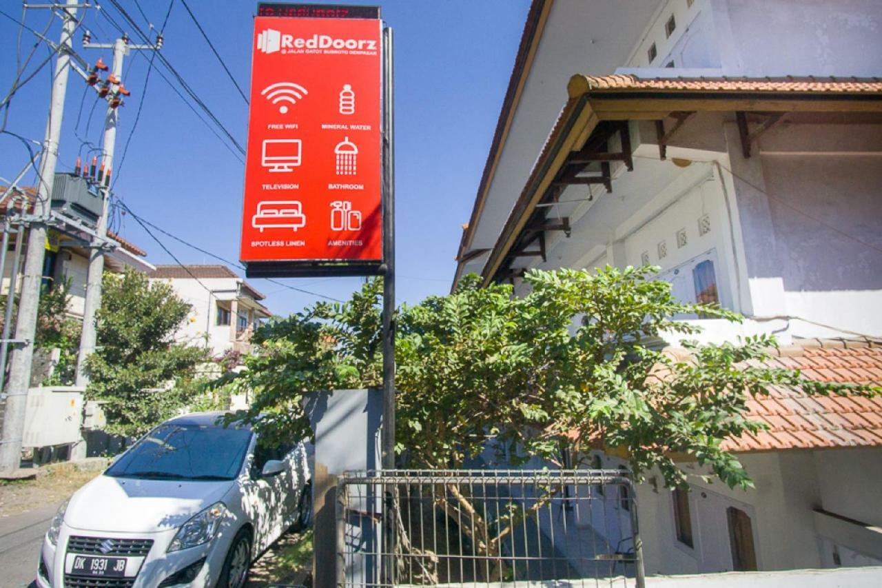 Reddoorz @ Jalan Gatot Subroto Denpasar Hotel Exterior foto